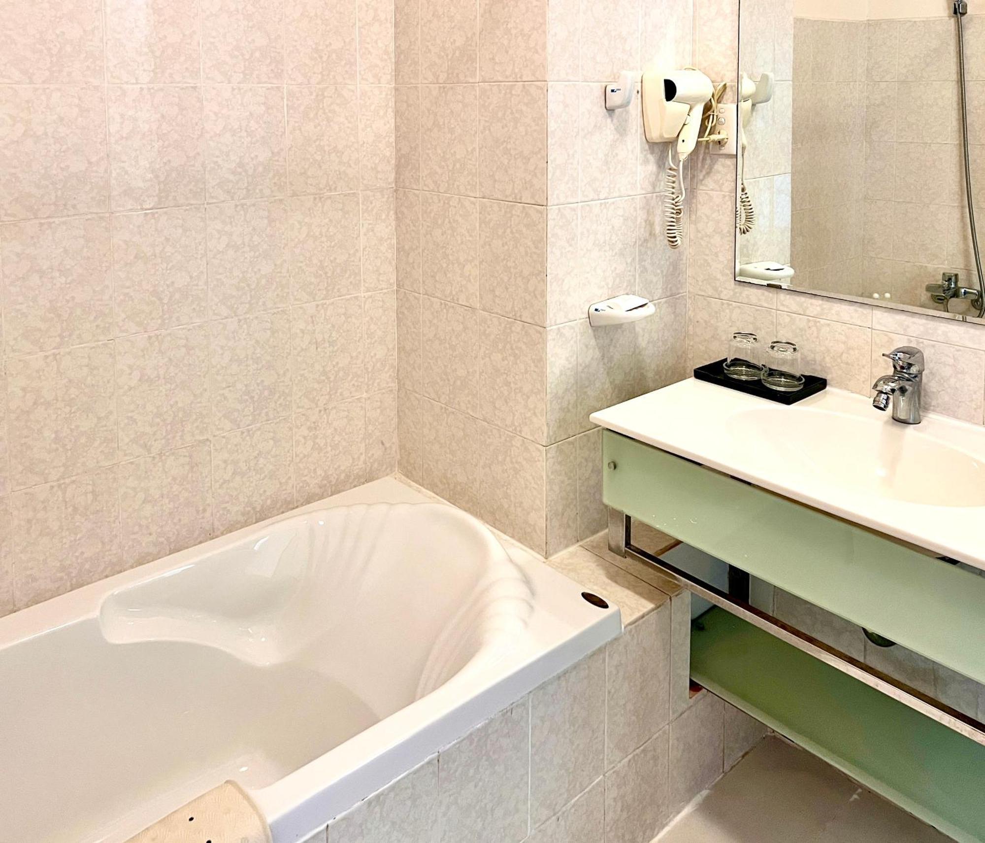 Chau Pho Hotel Chau Doc Eksteriør bilde